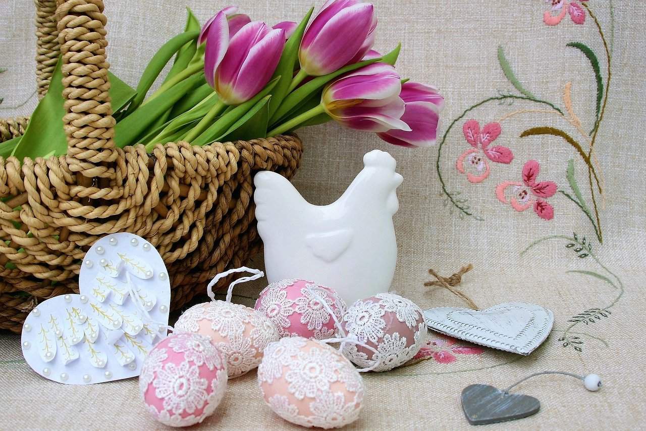 Easter candy and decoration